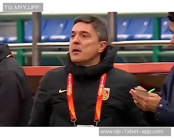 全北现代阿根廷助教因拉眼角被禁赛五场引发争议是否冤屈